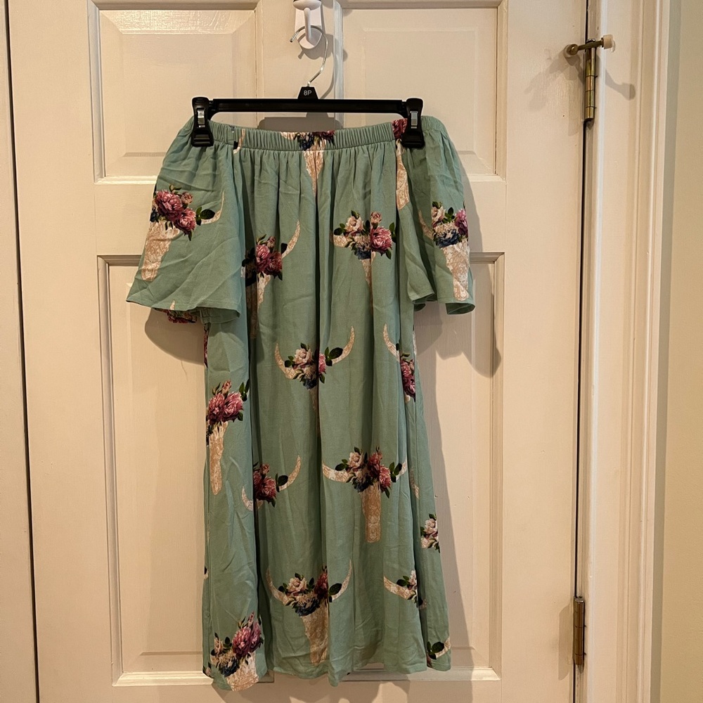 Peach love bull head dress
